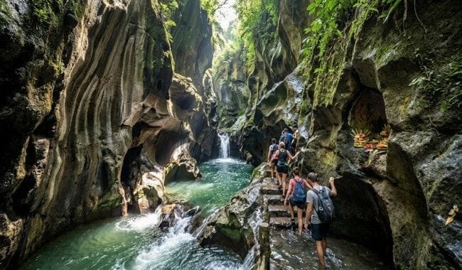 Hidden Canyon Beji Guwang, Destinasi Wisata Alam yang Menawarkan Petualangan Berbeda