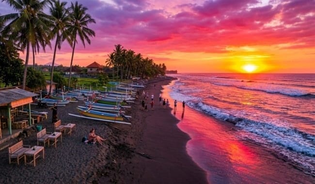 Seseh Beach Bali, Hidden Beach yang Menawarkan Keindahan Alam dan Suasana Tenang